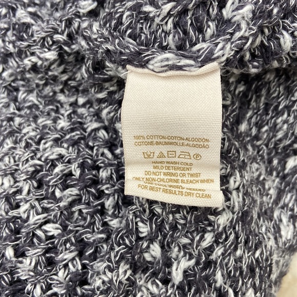 Free People Black and White Sweater. Size XS - Picture 5 of 7